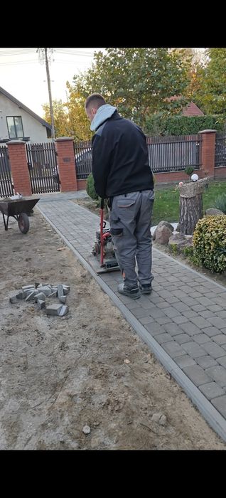 Prace ogrodowo - porządkowe