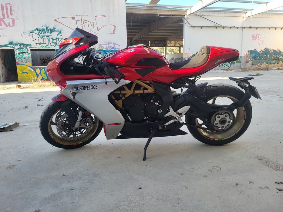 Mv Agusta superveloce800