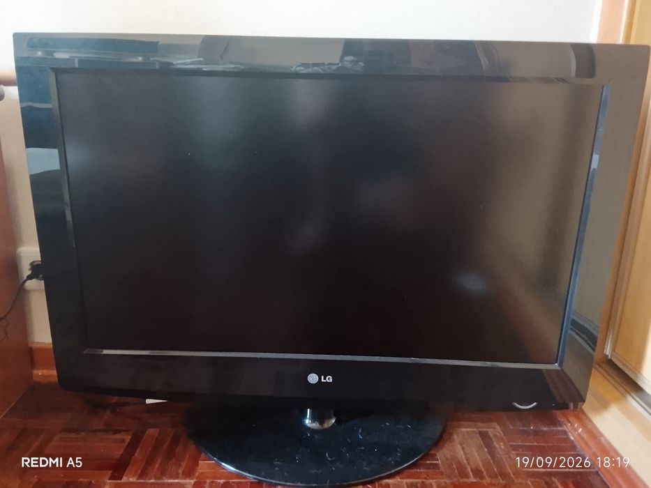 Televisão LG de 32 polegadas (Modelo 32LG3000)