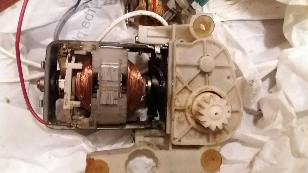 Silnik krajalnica Krups 217a