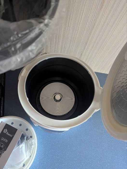 Продам нову Мультиварку Domotec ms 7727 не дорого. Поспішайте маю всього 1 :)