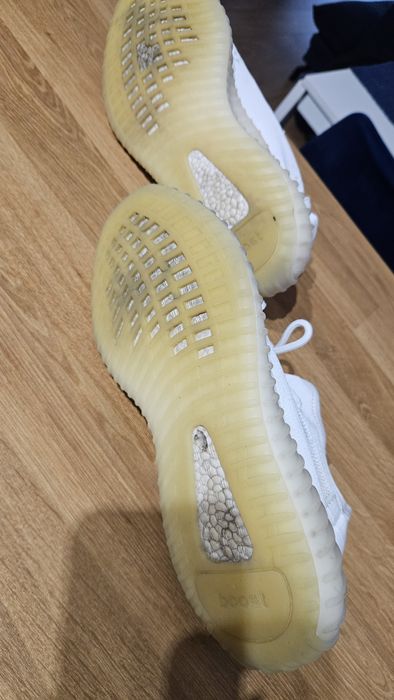 Adidasy yezzy roz.39⅓ białe