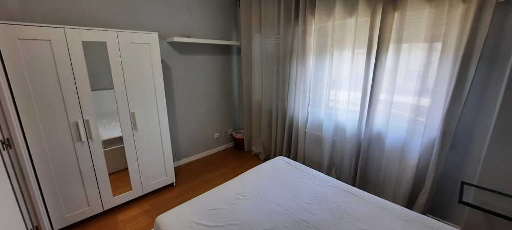 Apartamento T2 para arrendar junto Corte Inglês