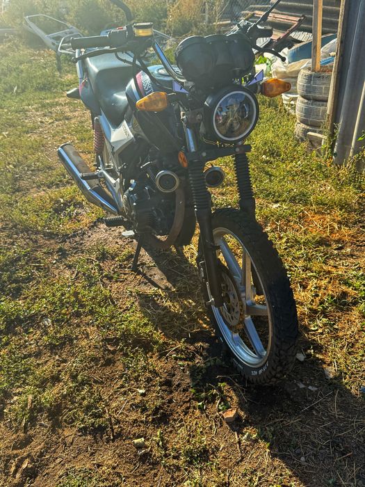 Продам Musstang mt200-7