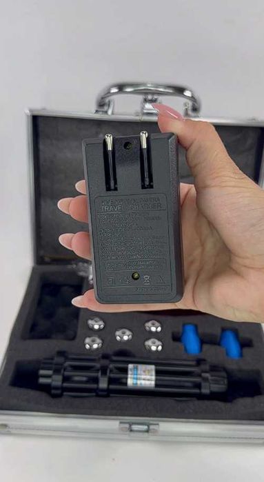 лазерна указка синій промінь 445nm потужний лазер з фокусом комплект