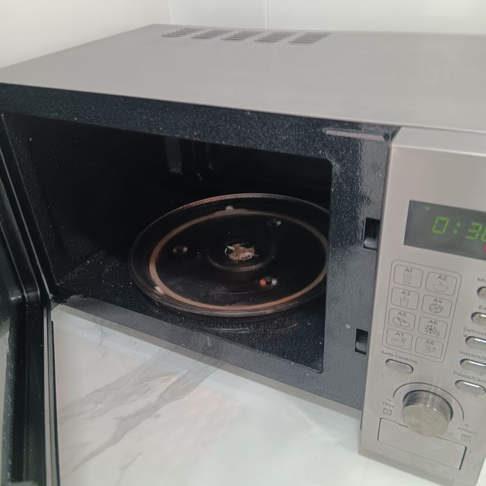 Microondas Inox IKIOHS