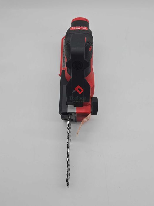 Milwaukee 2527-20 M12 FUEL бесщеточная цепная пила