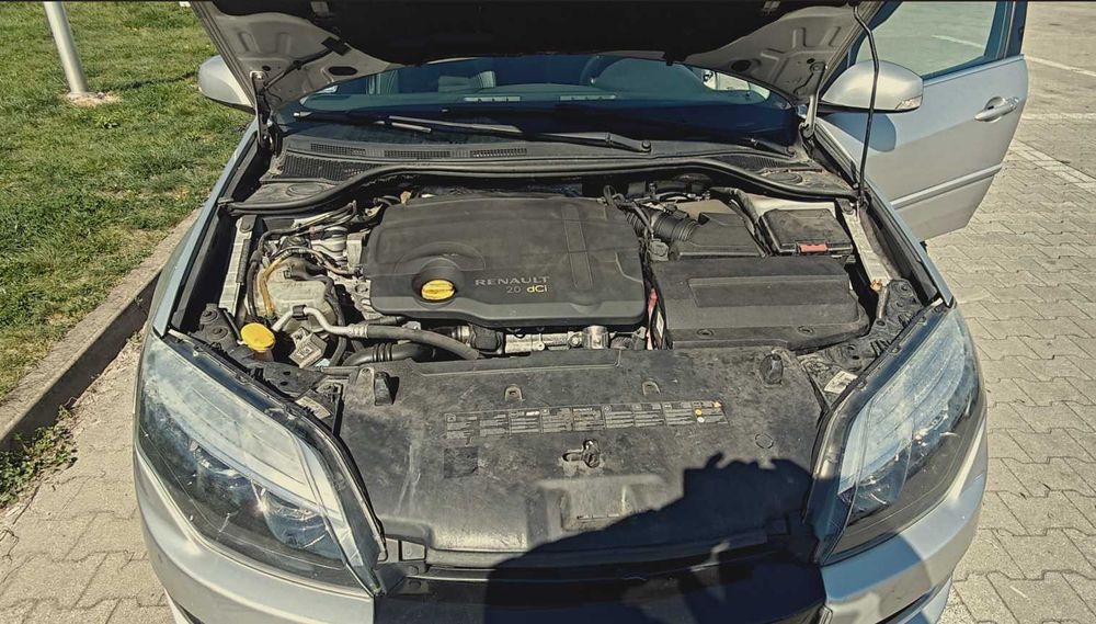 Renault Laguna 3 2.0 dCi 2012 r.