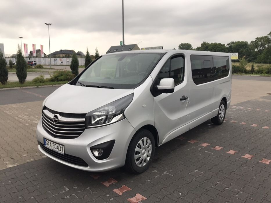 Wynajm busa ,wynajem busów ,pojazdów os