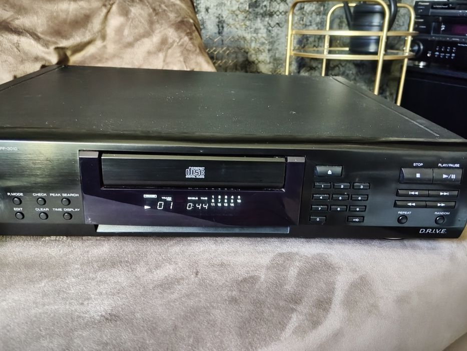 CD Kenwood DPF -3010 +pilot