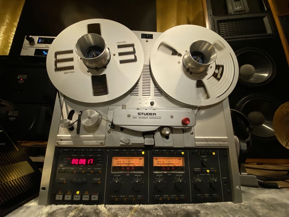 Studer A 807 magnetofon szpulowy, 38 cm/s.