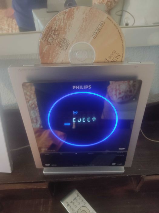Micro Cinema DVD