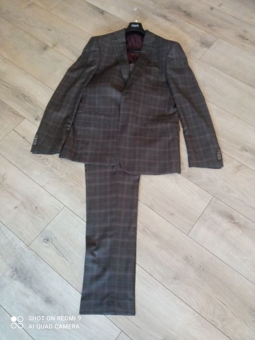 Garnitur męski L