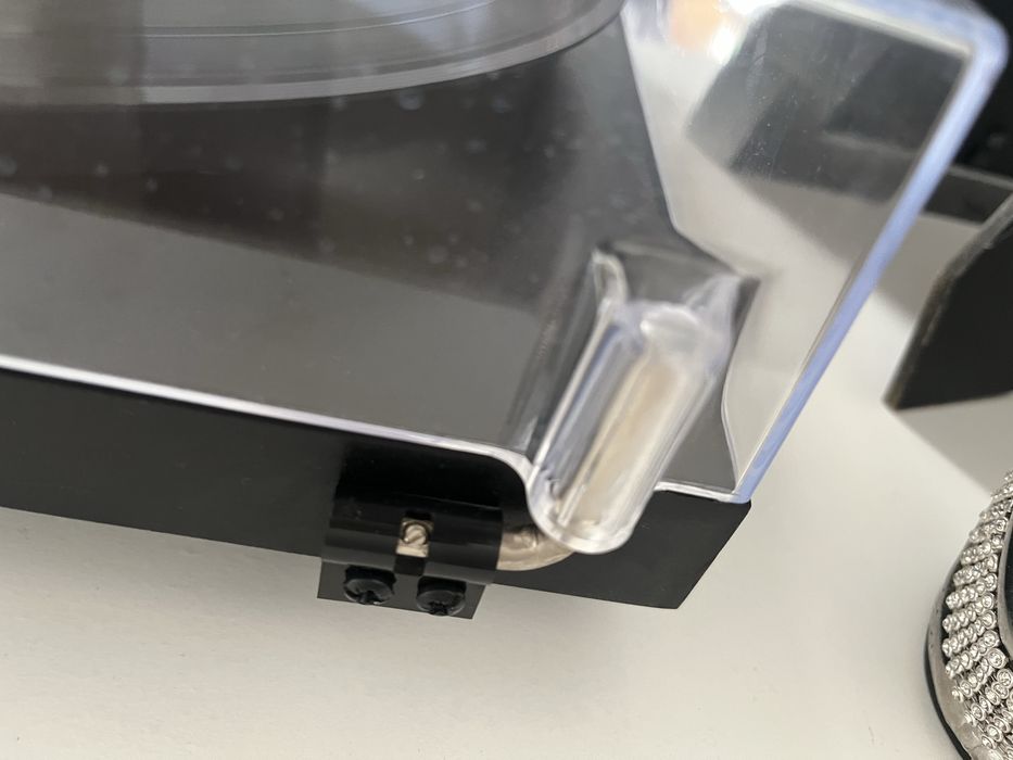 Gramofon Pro-Ject Debut II