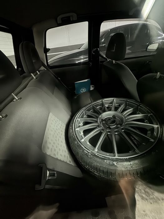 OZ Superturismo LM R17