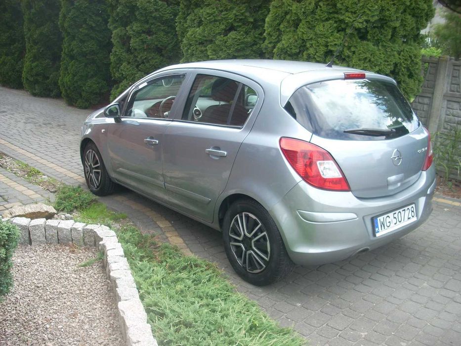 Opel corsa 1.4 , klima, 5-drzwi,