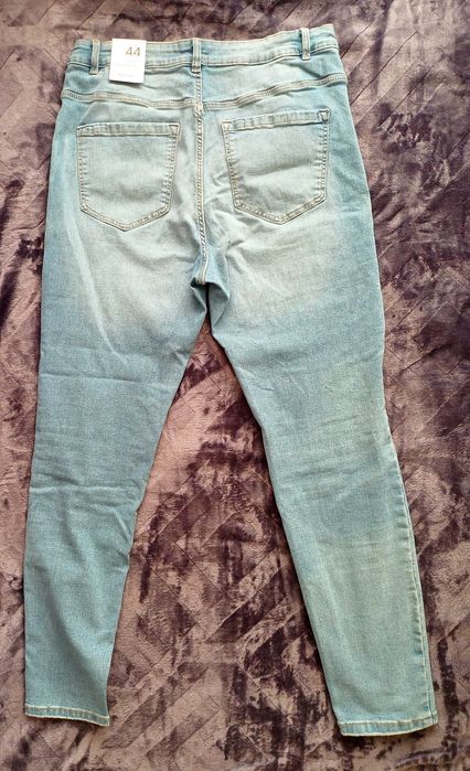 nowe jeansy Reserved jasny niebieski 44 slim high rise
