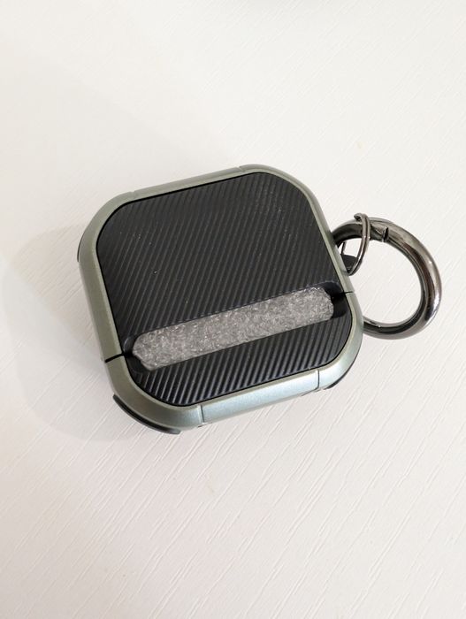 Противоударный чехол airpods 4