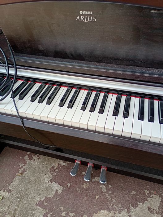 Pianino elektroniczne
