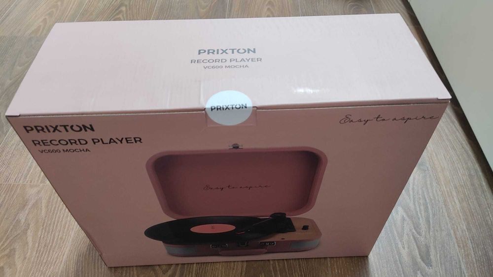 Vendo  Gira Discos Bluetooth Prixton Vc600. Novo na caixa. Com fatura.