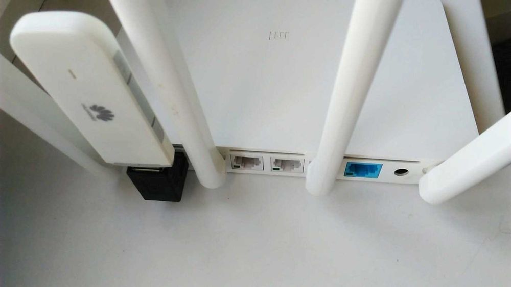 Роутер Xiaomi MI Router 3 AC1200 (Padavan) + 4G-Модем HUAWEI E3372H