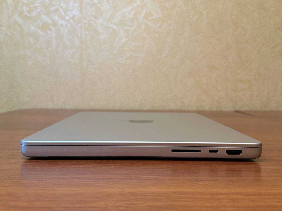 MacBook Pro 14 2021 16 512 m1 pro