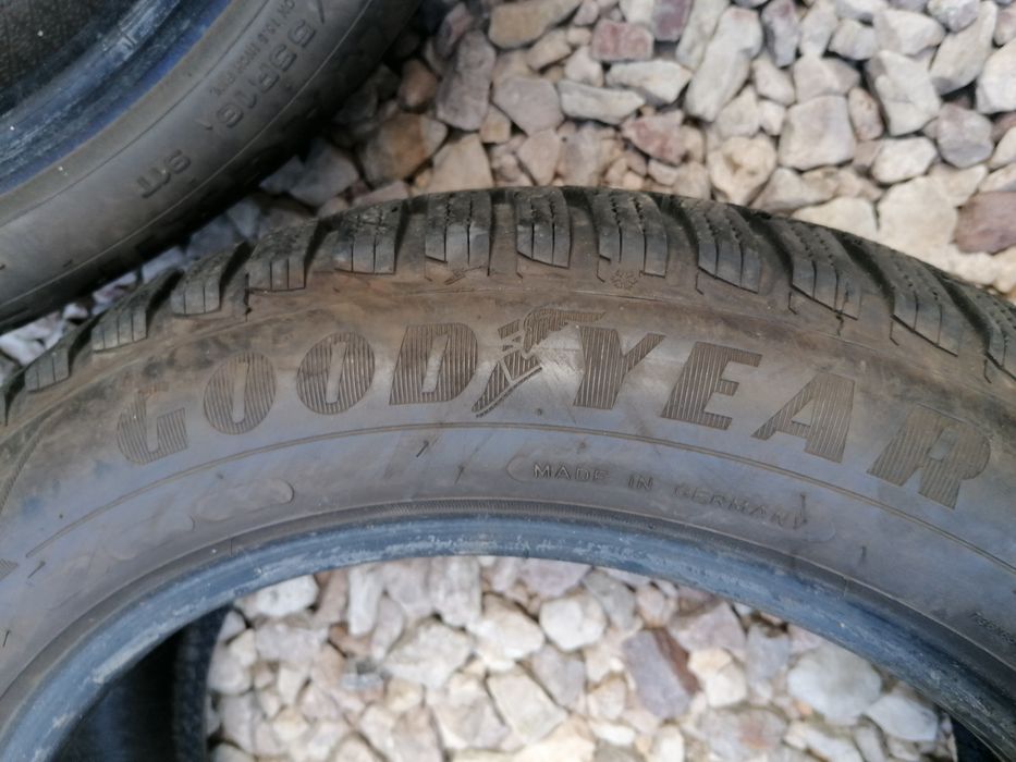 205/55/16 Goodyear 2024 rok zimowe
