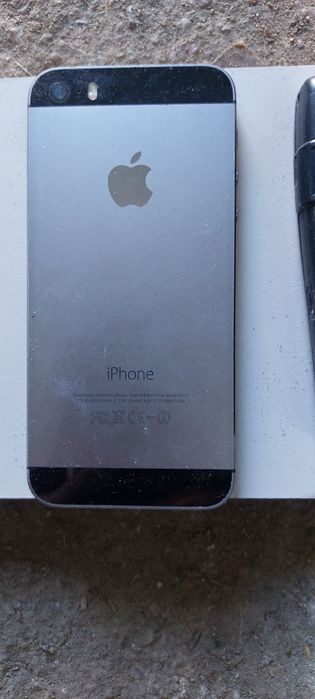 Nokia i iphone używane