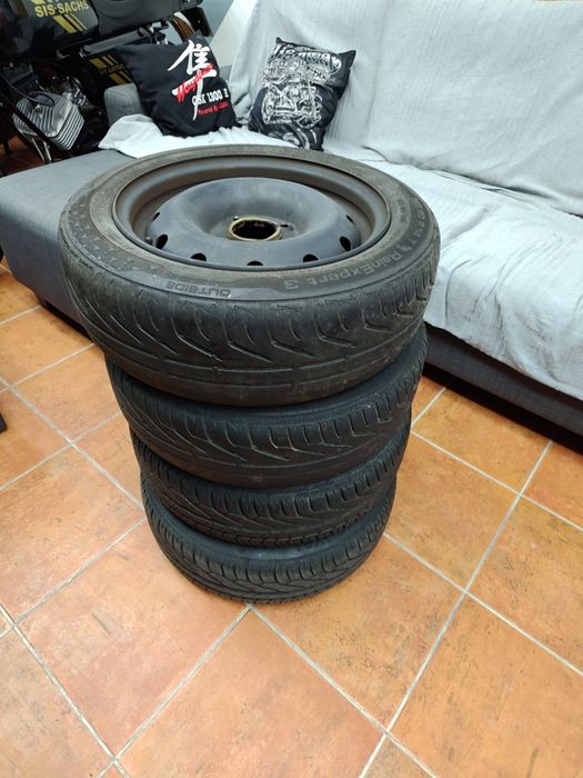 4 Jantes de aço com pneus