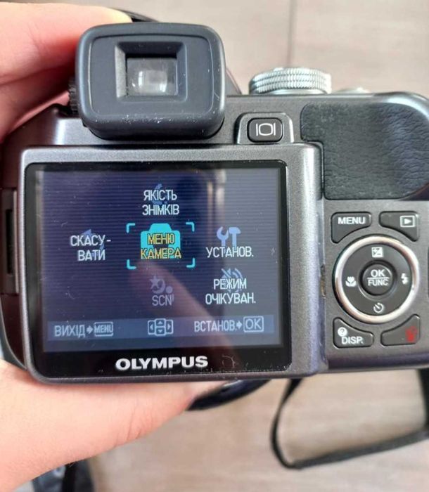 Фотоапарат Olympus SP 550 UltraZoom