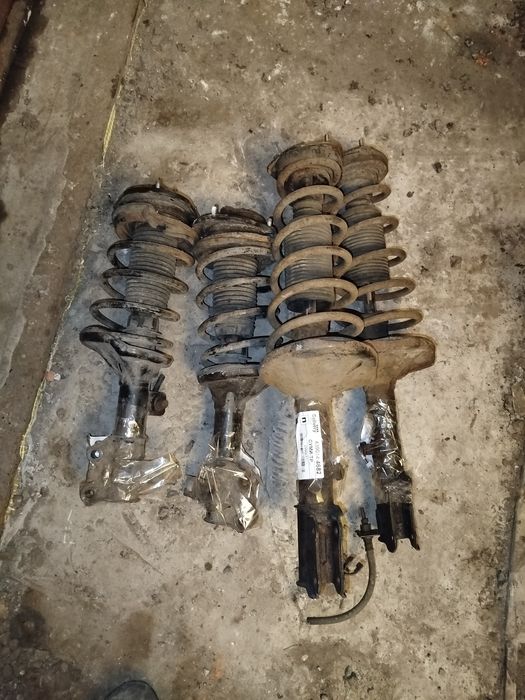 Стойки в зборі Джили СК 2