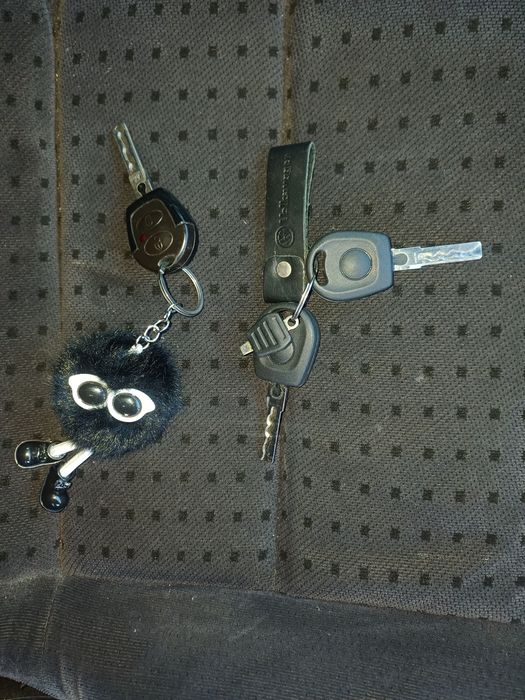 Volkswagen Golf 4 .1.6.
Volkswagen Gol