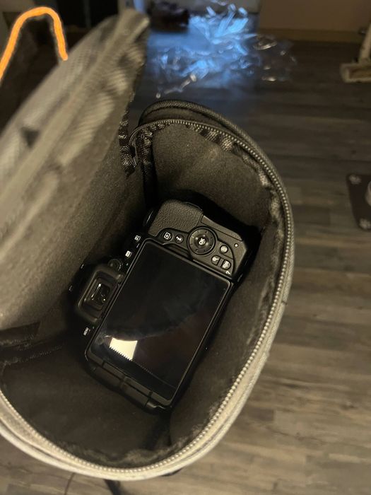 Камера Nikon D5600 DSLR KIT