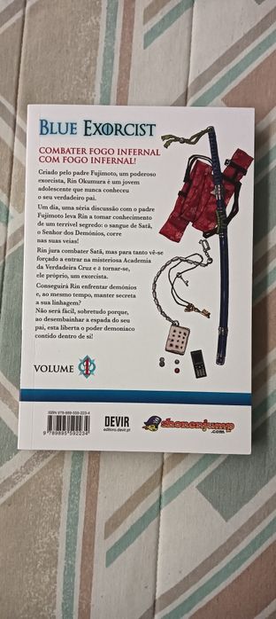 Vendo Mangá Blue Exorcist v.1