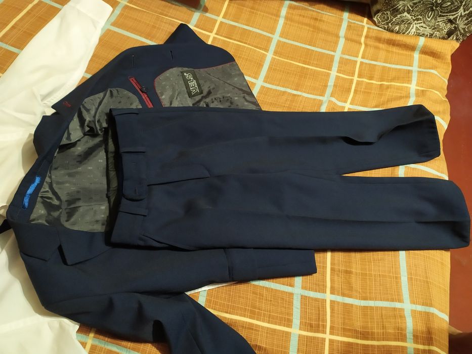 Шкільний костюм з білою сорочкоюVels, для першокласника