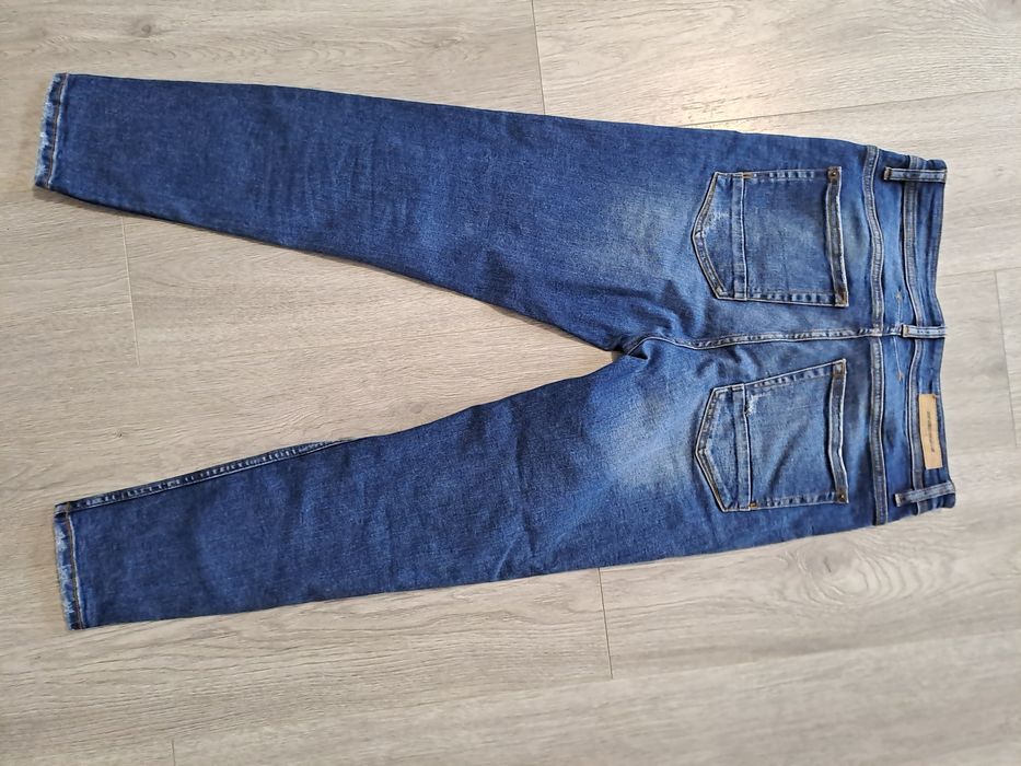 Damskie dżinsy Zara r38 stan bardzo dobry