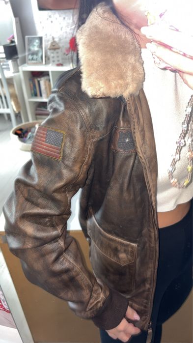 Kurtka w stylu pilotka