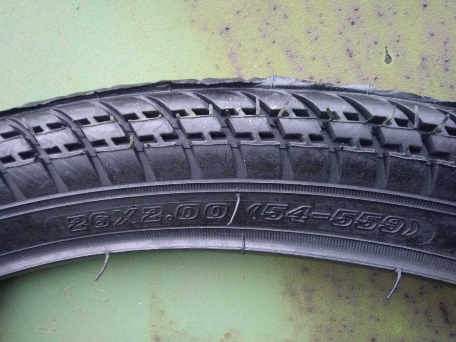 Покрышка вело 20 24 26  28 дюйма с камерой