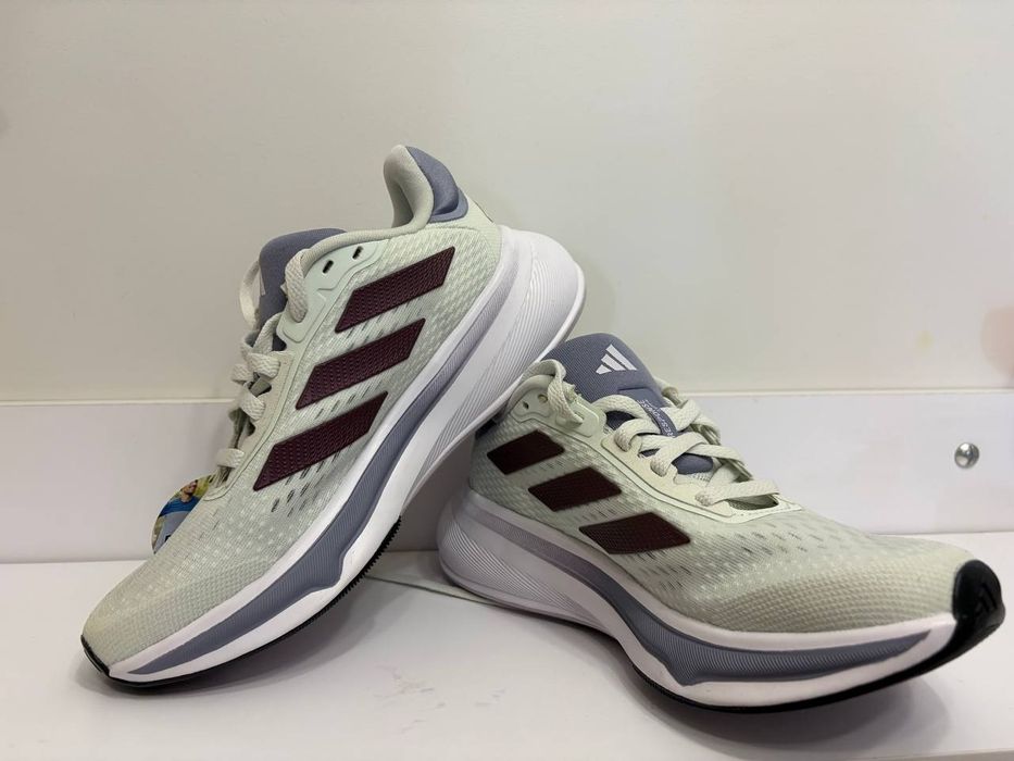 Кроссовки  Adidas