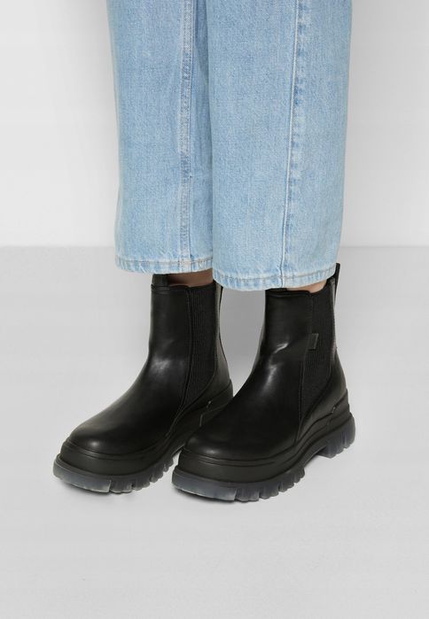 Buffalo 38 Buty Damskie Botki Czarne Platforma Aspha Chelsea T1239