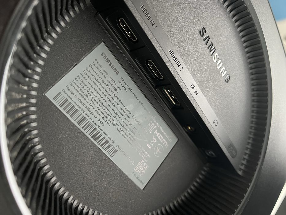 Монітор 23.5 Samsung C24RG50 144Hz