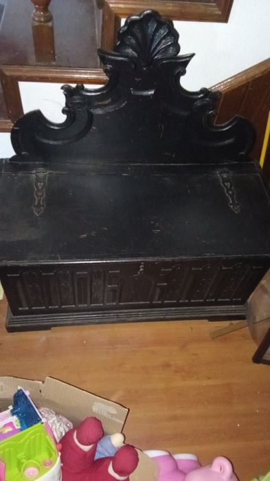 ARCA BANCO Antiga Séc xvii. Esculturada 2 Fotos