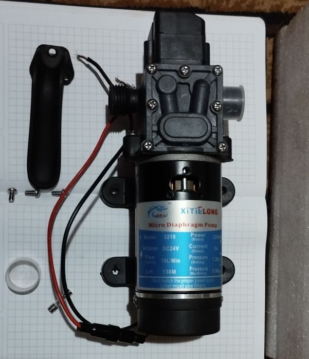 мембранний (мембранный) насос . помпа 24v 120w. Насос для води.Блекаут