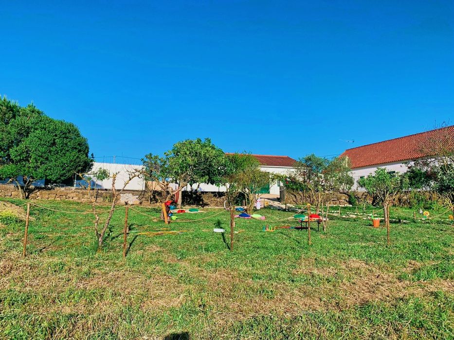 Espaço privado para alugar festas com zona interior e exterior