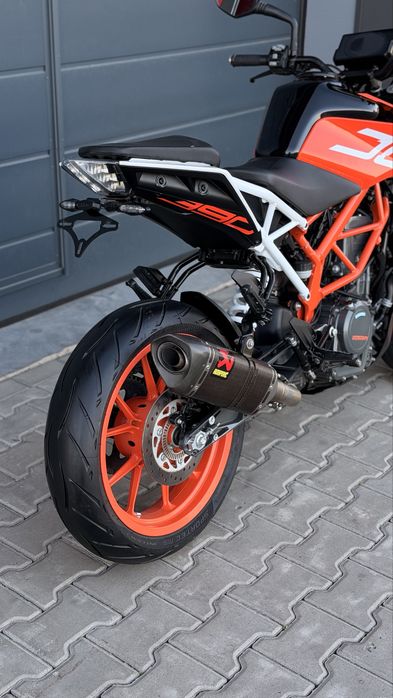 Мотоцикл KTM Duke 390