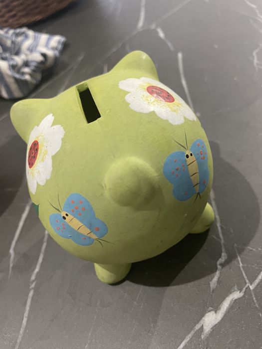 Vendo mealheiro criança