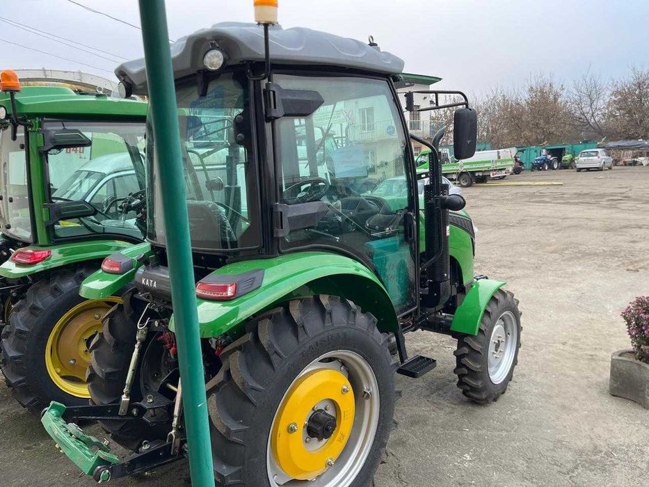 Трактор КАТА КЕ-504