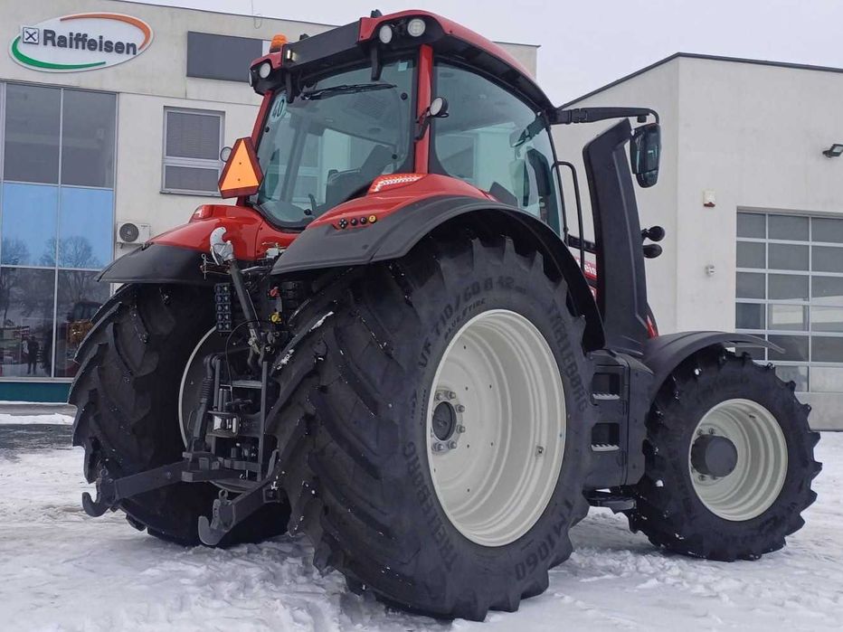 VALTRA T175 Versu