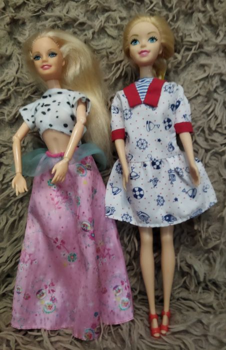 Продам куклы барби .