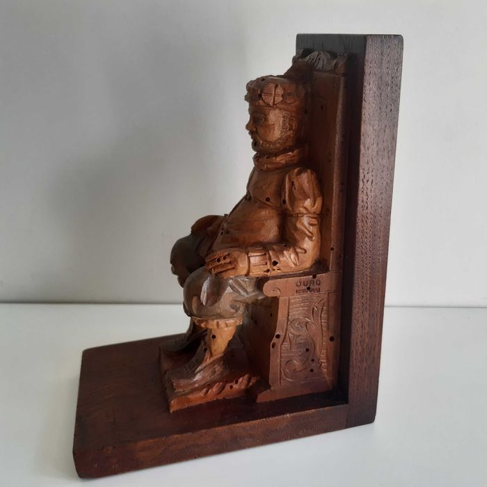 Antigo Serra Livros Madeira Esculpida Figura Sancho Panza